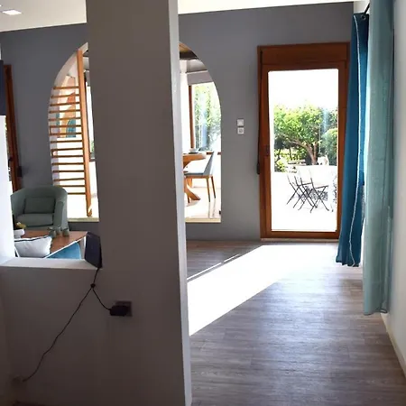 Naos-sea Front Vacation By Chania Center