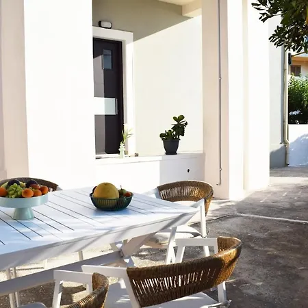 Vakantiehuis Naos-sea Front Vacation By Chania Center