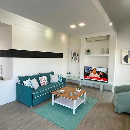 Naos-sea Front Vacation By Chania Center *