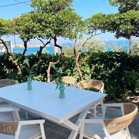 Naos-sea Front Vacation By Chania Center بيت للعطل خانيا