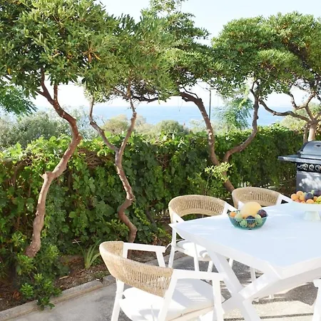Naos-sea Front Vacation By Chania Center Ferienhaus Chania (Crete)
