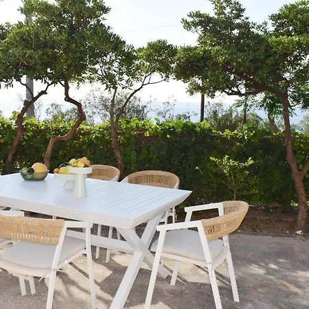 Дом отдыха Naos-sea Front Vacation By Chania Center