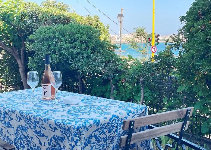 Naos-sea Front Vacation By Chania Center