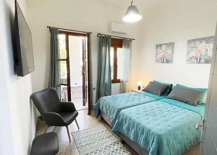 Naos-sea Front Vacation By Chania Center Σπίτι διακοπών Χανιά