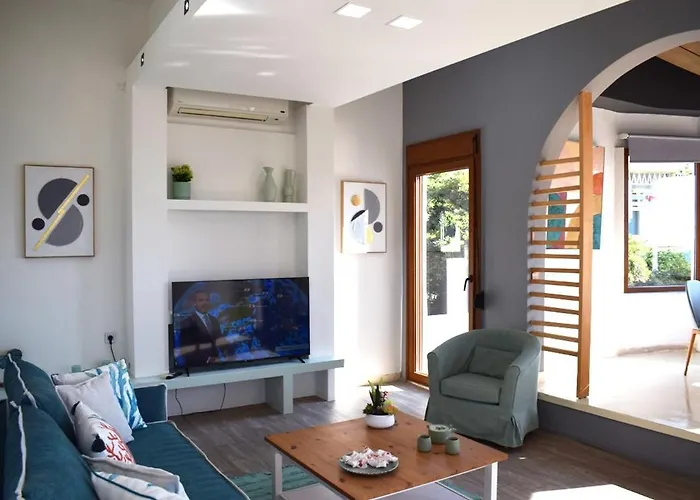 Holiday home Naos-sea Front Vacation By Chania Center