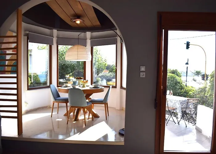 Naos-sea Front Vacation By Chania Center