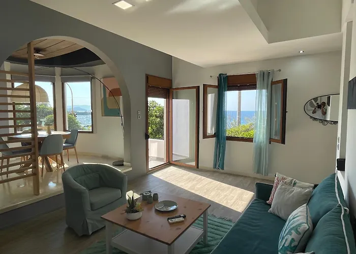 Naos-sea Front Vacation By Chania Center Σπίτι διακοπών Χανιά