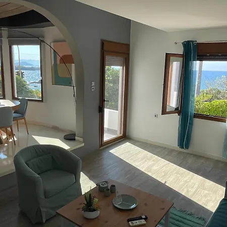 Hébergement de vacances Naos-sea Front Vacation By Chania Center