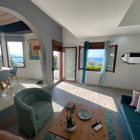 בית נופש Naos-sea Front Vacation By Chania Center *